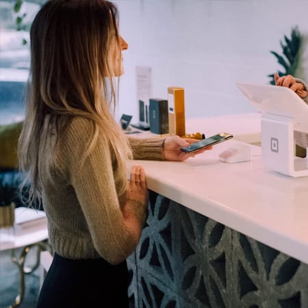 Analyze your customers' shopping behavior with a survey