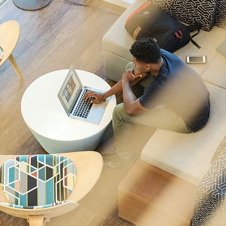 Customer acquisition with an online quiz